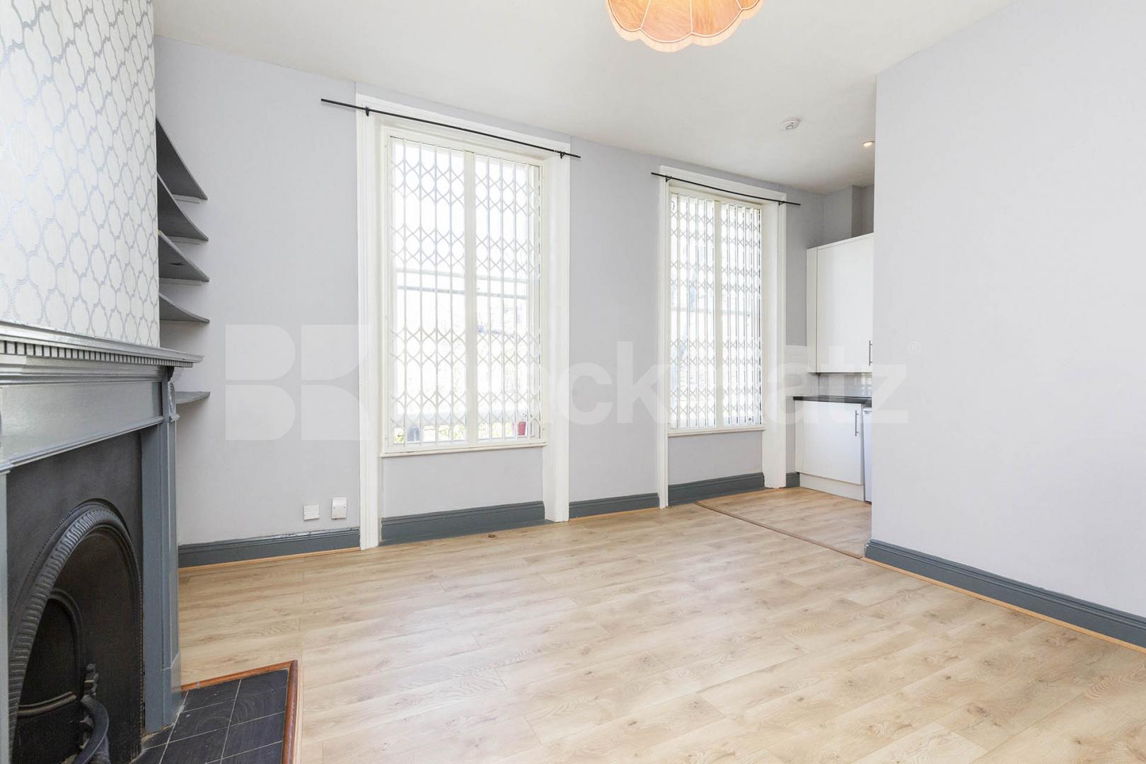 one bedroom property in a sought after area of Canonbury don't miss out Mildmay Grove South, Islington